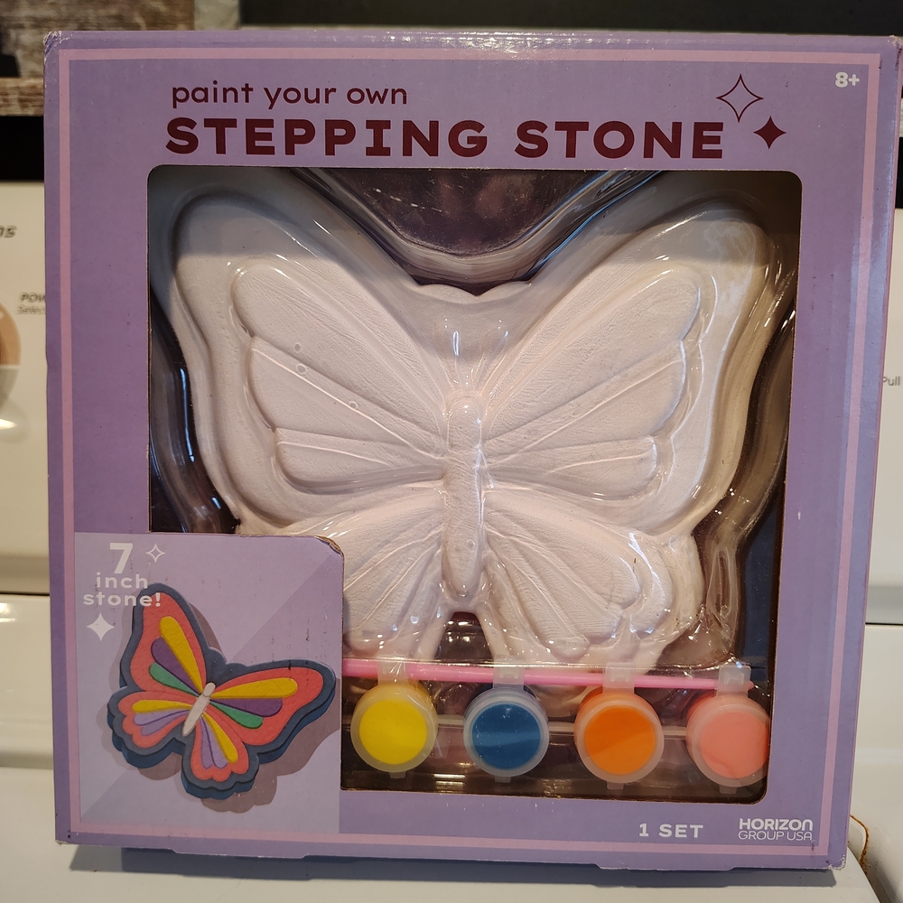 Horizon Group USA Butterfly Stepping Stone Kit - Multicolor